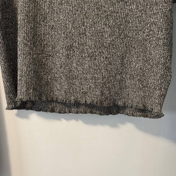 AE Gray Ribbed Long Sleeve Top - Picture 4 of 5